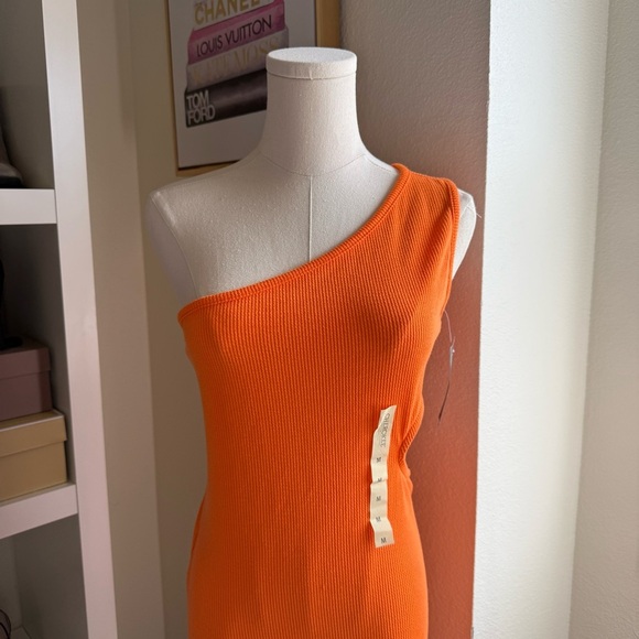 New With Tag Orange One Shoulder Midi Dress Size Medium - Picture 6 of 8